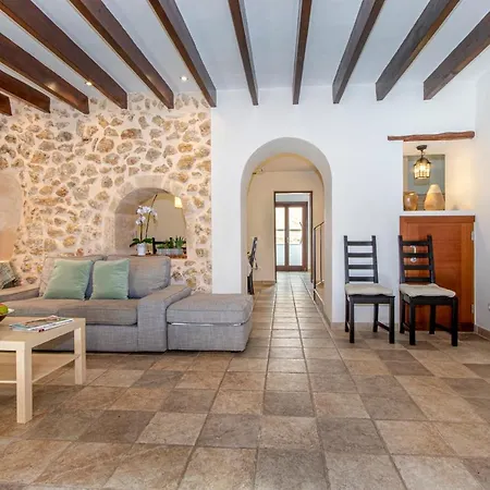 Townhouse Cati * Pollenca