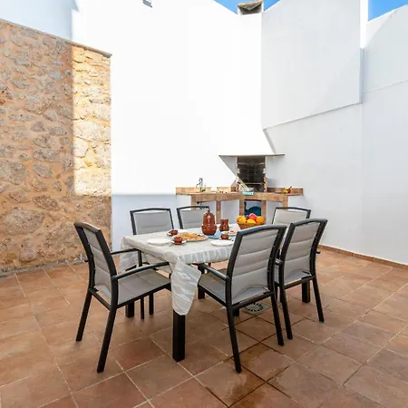 Townhouse Cati * Pollença